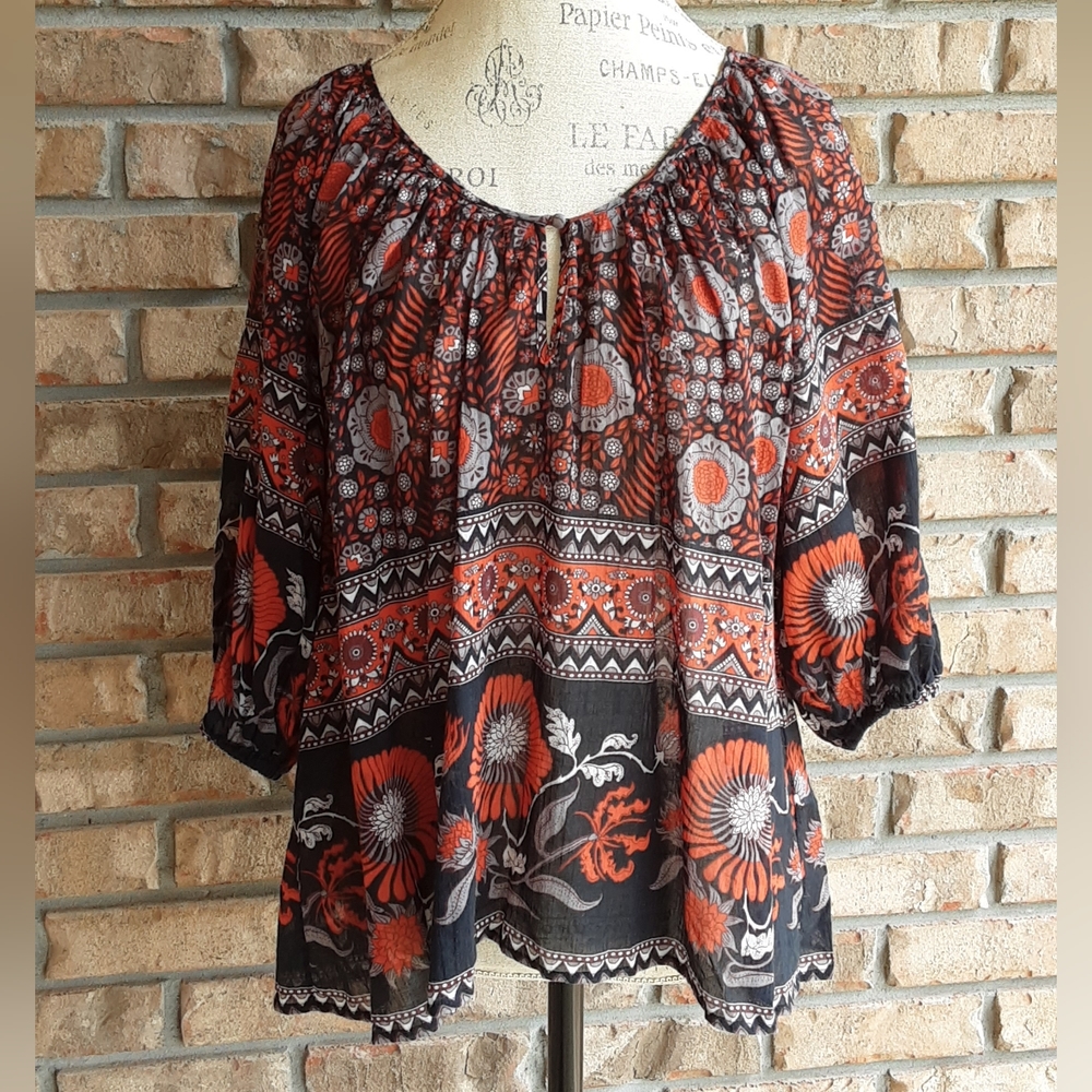Joie Floral Print Boho Peasant Style 100% Cotton Top Size medium.